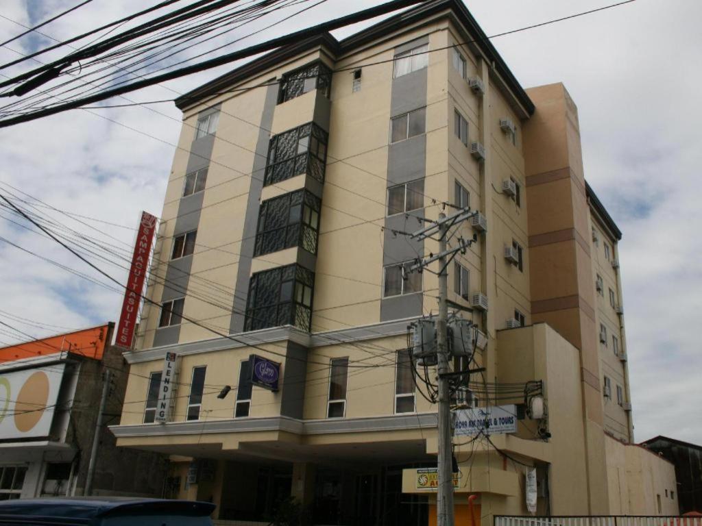Sampaguita Suites Plaza Garcia Себу Экстерьер фото