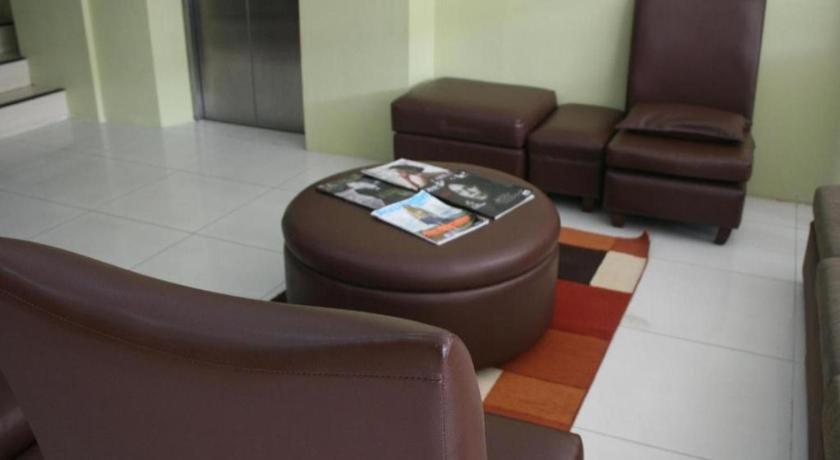 Sampaguita Suites Plaza Garcia Себу Экстерьер фото